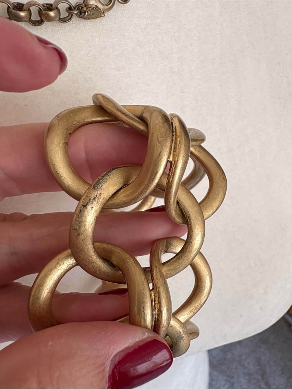 Vintage Stella & Dot Matte Gold Interlocking Circle Necklace and bracelet 🙌 - Picture 10 of 14
